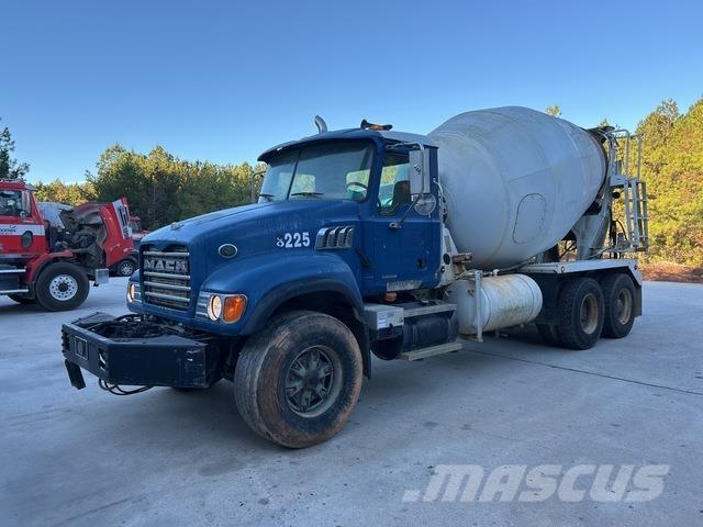 Mack CV713 Ostali kamioni