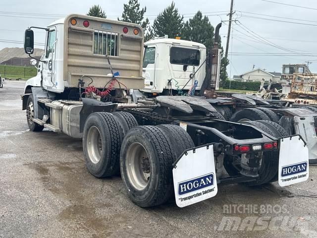 Mack CXU613 Tegljači