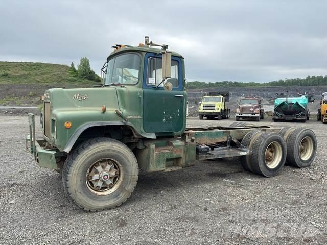 Mack DM600 Kabine i unutrašnjost
