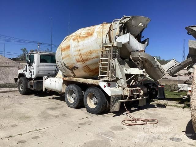 Mack DM690S Ostali kamioni