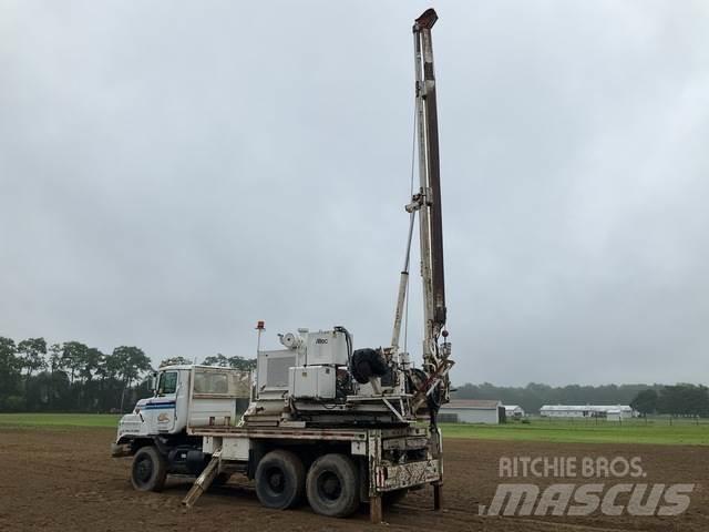 Mack DMM6906S Polovni mobilni kamioni za bušenje