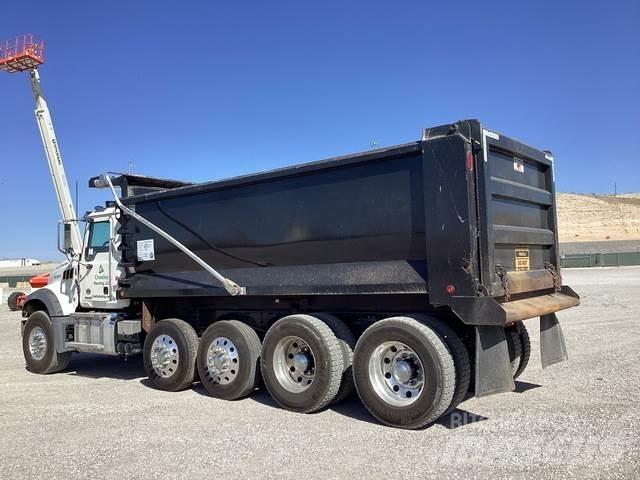 Mack GR104F Kiperi kamioni
