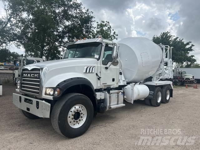 Mack GR64F Ostali kamioni