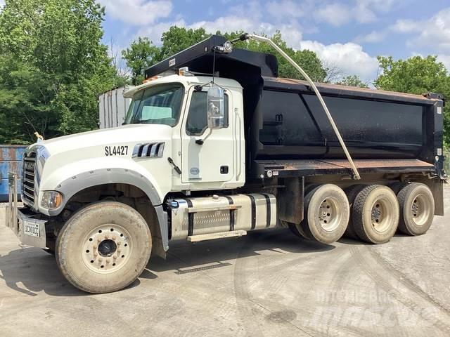 Mack GR64F Kiperi kamioni