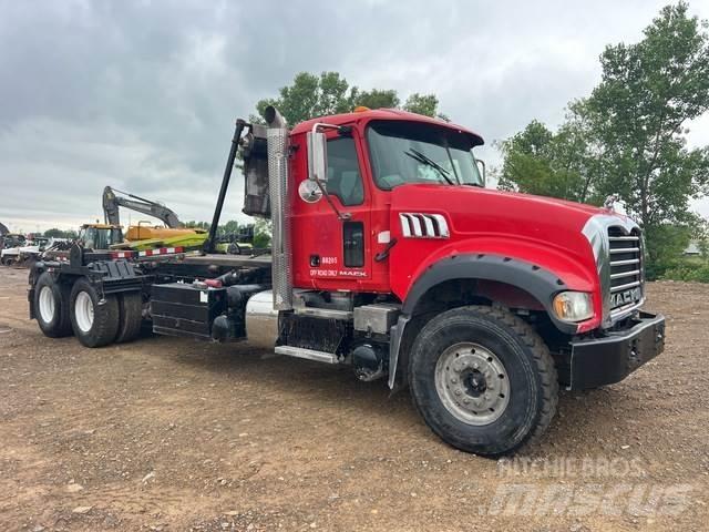 Mack GU713 Komunalni kamioni
