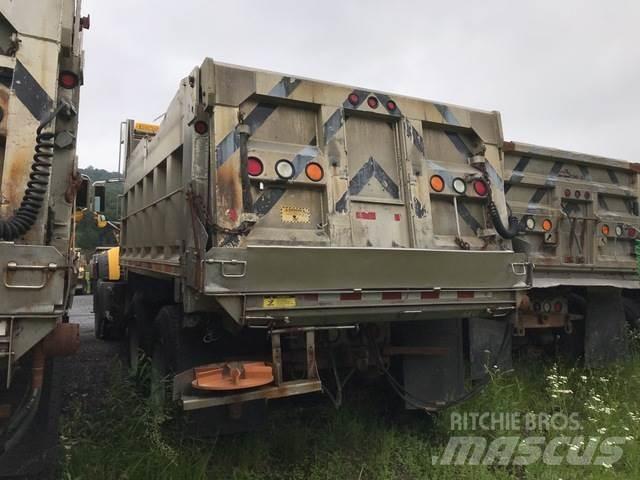 Mack GU713 Snežne daske i plugovi