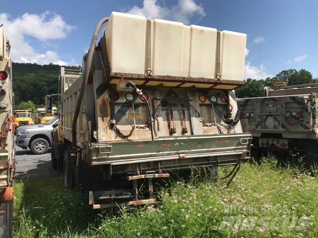 Mack GU713 Snežne daske i plugovi