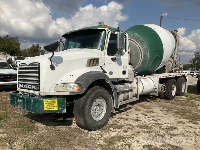 Mack GU813 Ostali kamioni