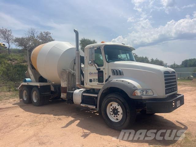 Mack GU813 Ostali kamioni