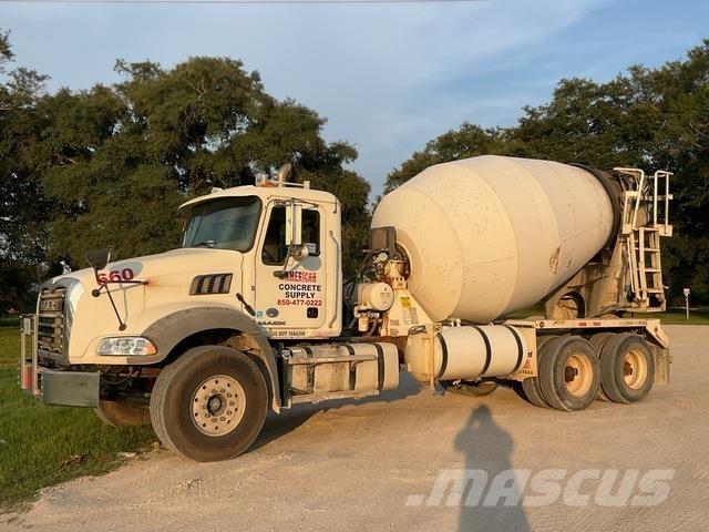 Mack GU813 Ostali kamioni
