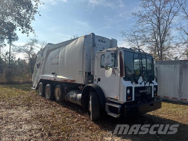 Mack MR688S Kamioni za otpad