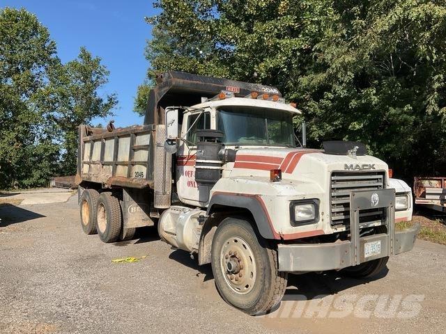 Mack RD688S Kiperi kamioni