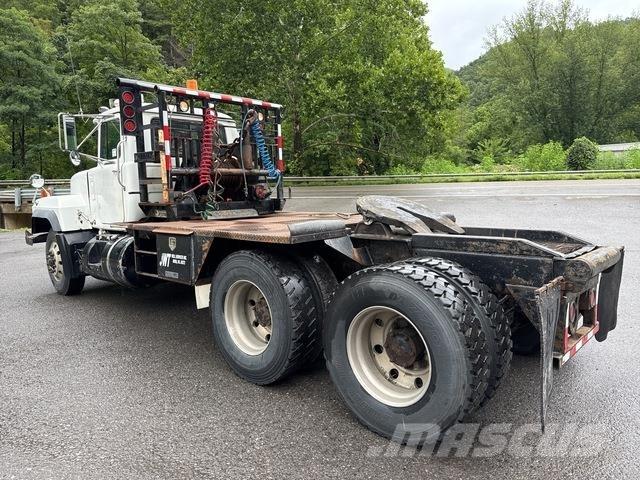 Mack RD688S Kamioni sa otvorenim sandukom