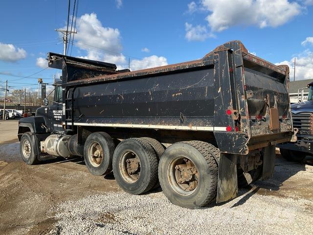 Mack RD688S Kiperi kamioni