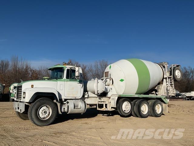 Mack RD690S Ostali kamioni