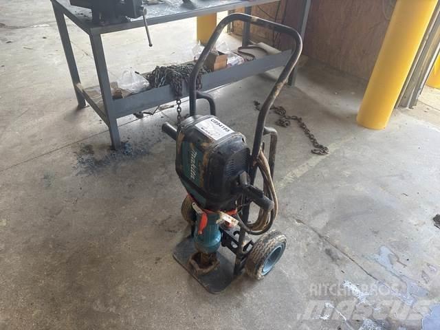 Makita HM1812 Ostalo za građevinarstvo
