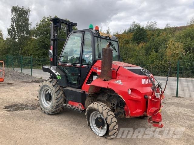 Manitou M30-4 Vanterenski viljuškar
