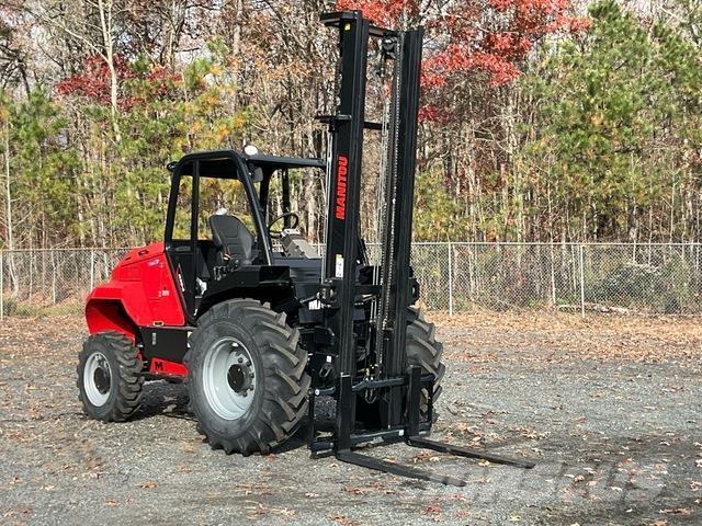 Manitou M30-4 Vanterenski viljuškar