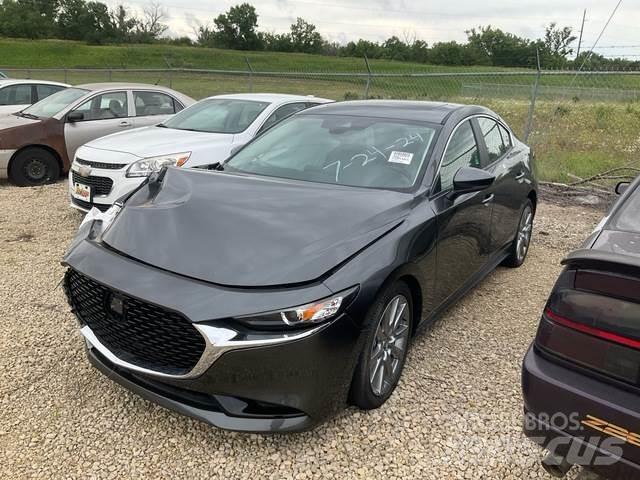 Mazda 3 Automobili