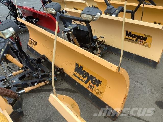 Meyer LP-9.0 Snežne daske i plugovi
