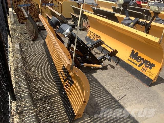 Meyer LP-9.0 Snežne daske i plugovi