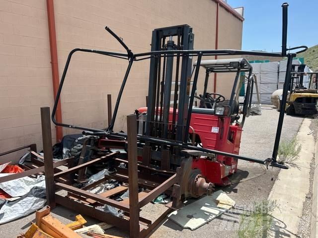 Moffett M55.4 Mobilni viljuškari
