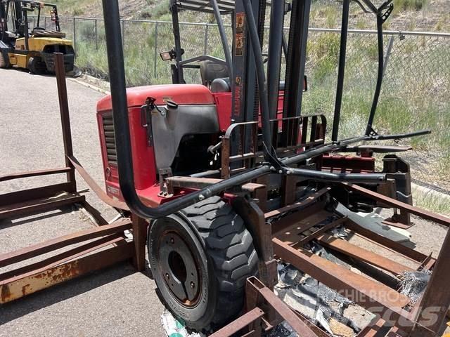 Moffett M55.4 Mobilni viljuškari