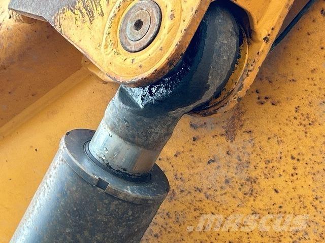 Moxy MT 41 Zglobni damperi