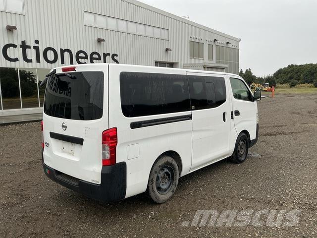 Nissan Caravan Mini autobusi