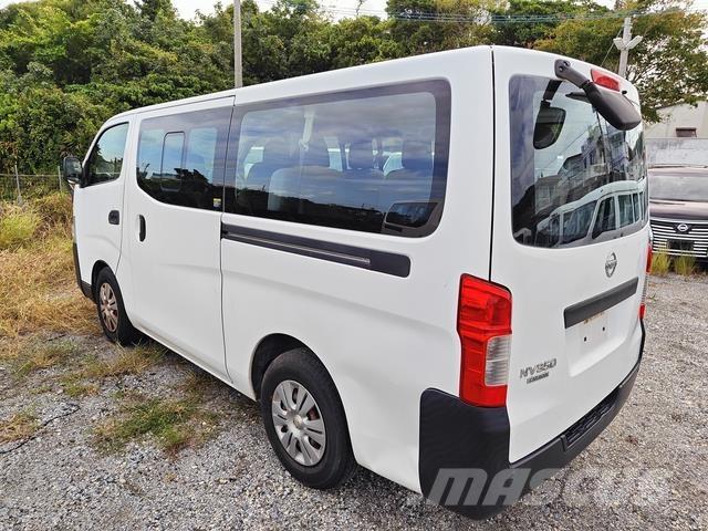 Nissan Caravan Mini autobusi