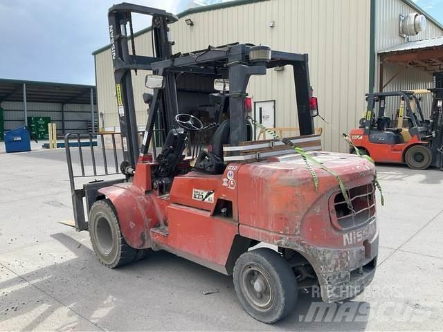 Nissan F04D40H Ostalo za građevinarstvo