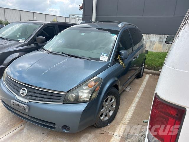 Nissan Quest Automobili