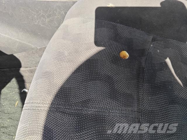 Nissan SYLPHY Automobili