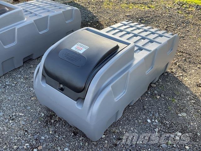  Olsen DD500 Fuel and additive tanks
