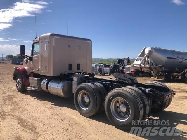 Peterbilt  Tegljači