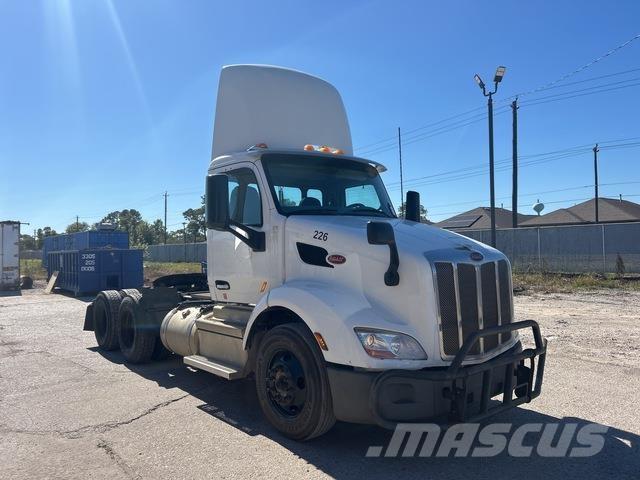 Peterbilt  Tegljači