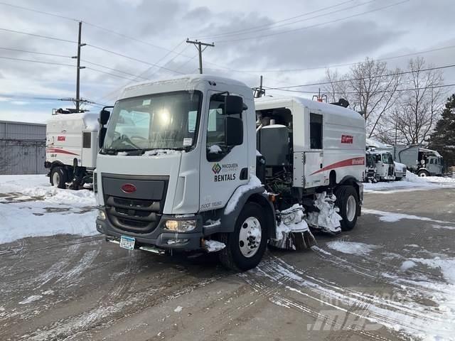 Peterbilt 220 Polovni kamioni za čišćenje