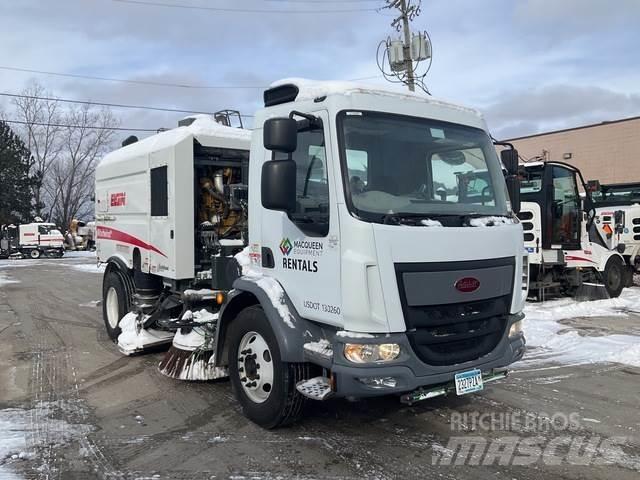 Peterbilt 220 Polovni kamioni za čišćenje