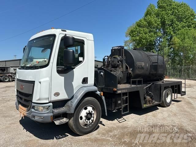 Peterbilt 220 Ostali kamioni