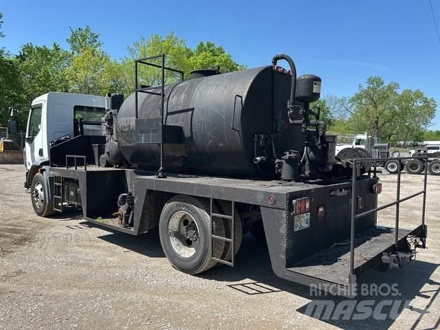 Peterbilt 220 Ostali kamioni