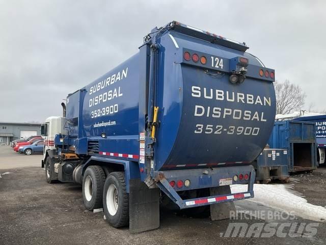 Peterbilt 320 Kamioni za otpad