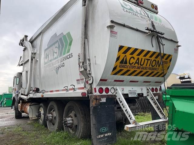 Peterbilt 320 Kamioni za otpad