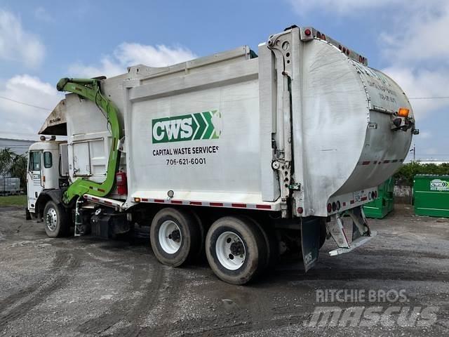 Peterbilt 320 Kamioni za otpad