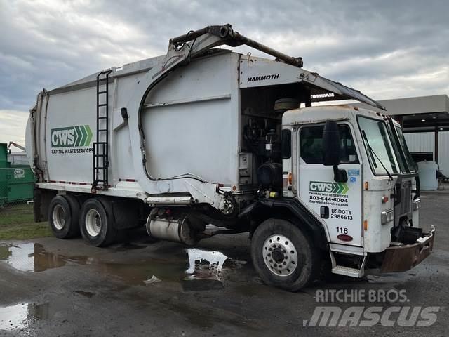 Peterbilt 320 Kamioni za otpad