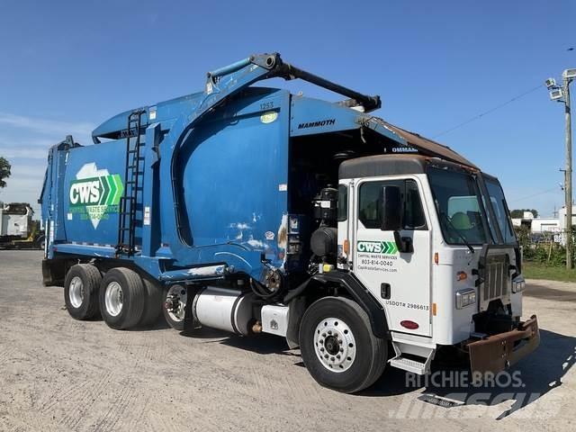 Peterbilt 320 Kamioni za otpad