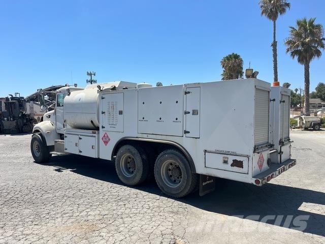 Peterbilt 335 Kamioni cisterne