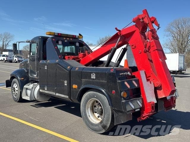 Peterbilt 335 Šleperi za vozila