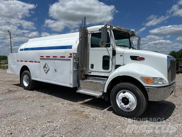 Peterbilt 337 Kamioni cisterne
