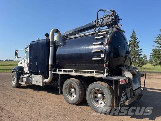 Peterbilt 348 Bageri guseničari
