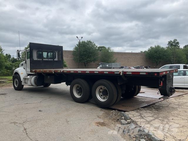 Peterbilt 348 Kamioni sa otvorenim sandukom